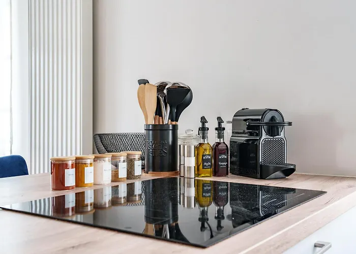 Le Grand Colbert - By Prestiplace *